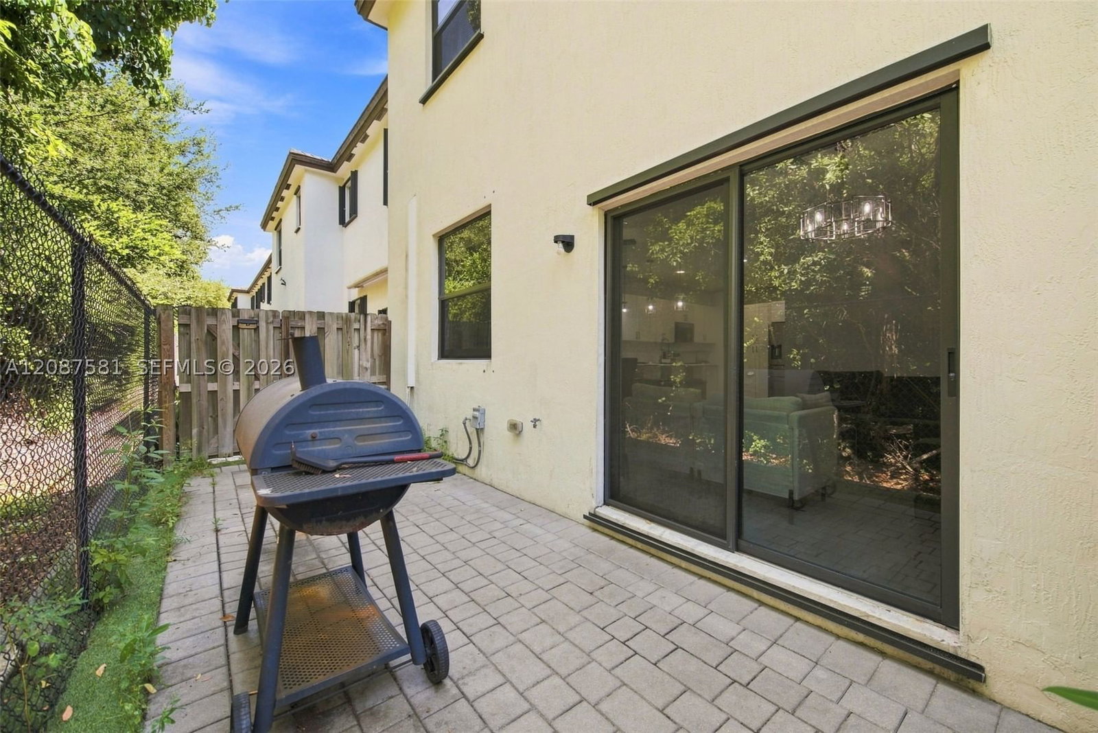 Real estate property located at 156 185th Way, Broward, Stellar Pembroke Pines, Pembroke Pines, FL