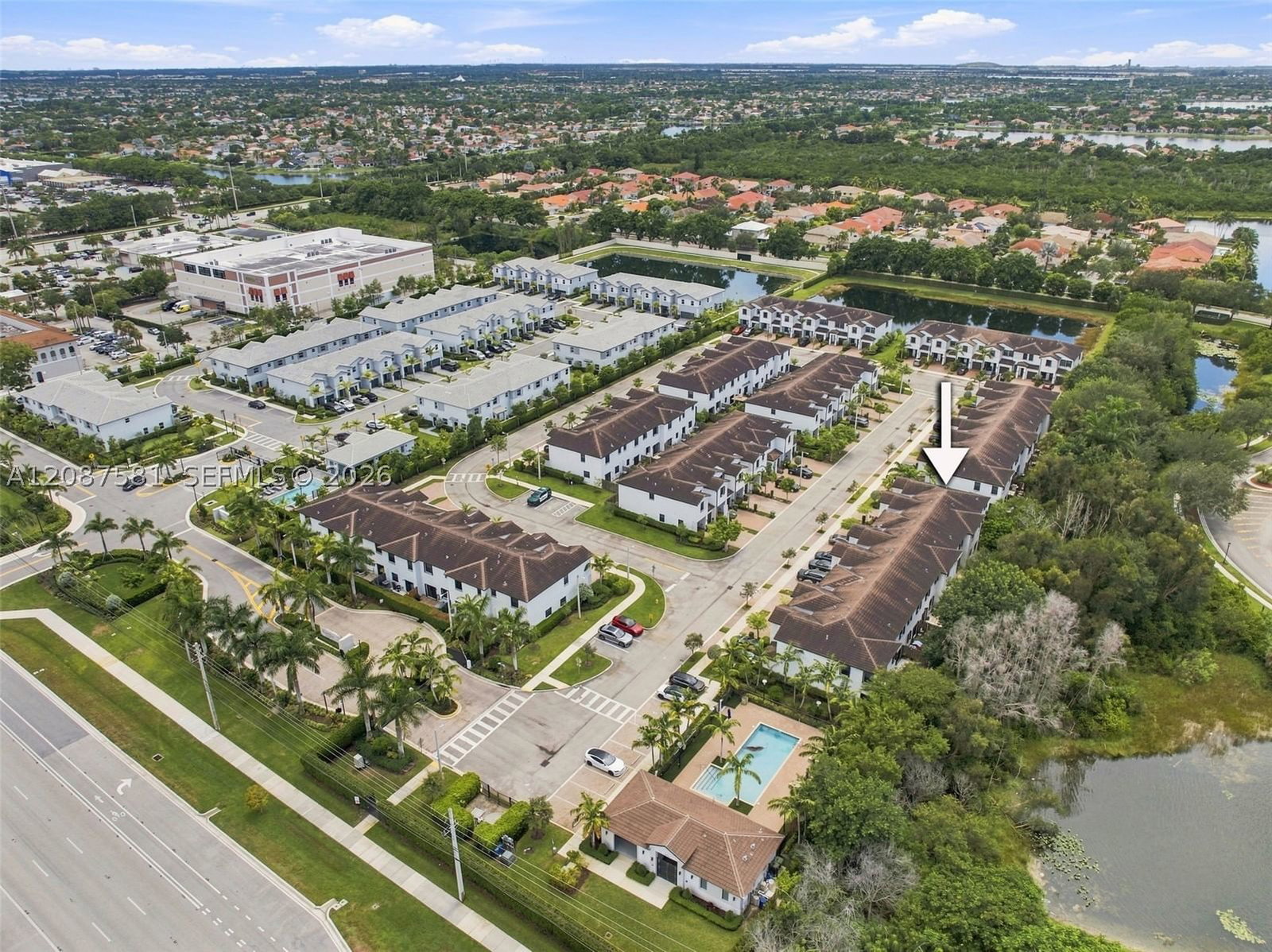 Real estate property located at 156 185th Way, Broward, Stellar Pembroke Pines, Pembroke Pines, FL