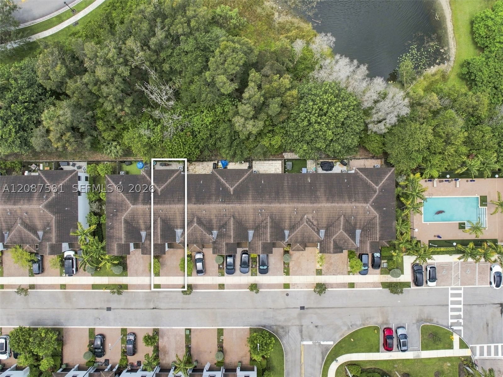 Real estate property located at 156 185th Way, Broward, Stellar Pembroke Pines, Pembroke Pines, FL