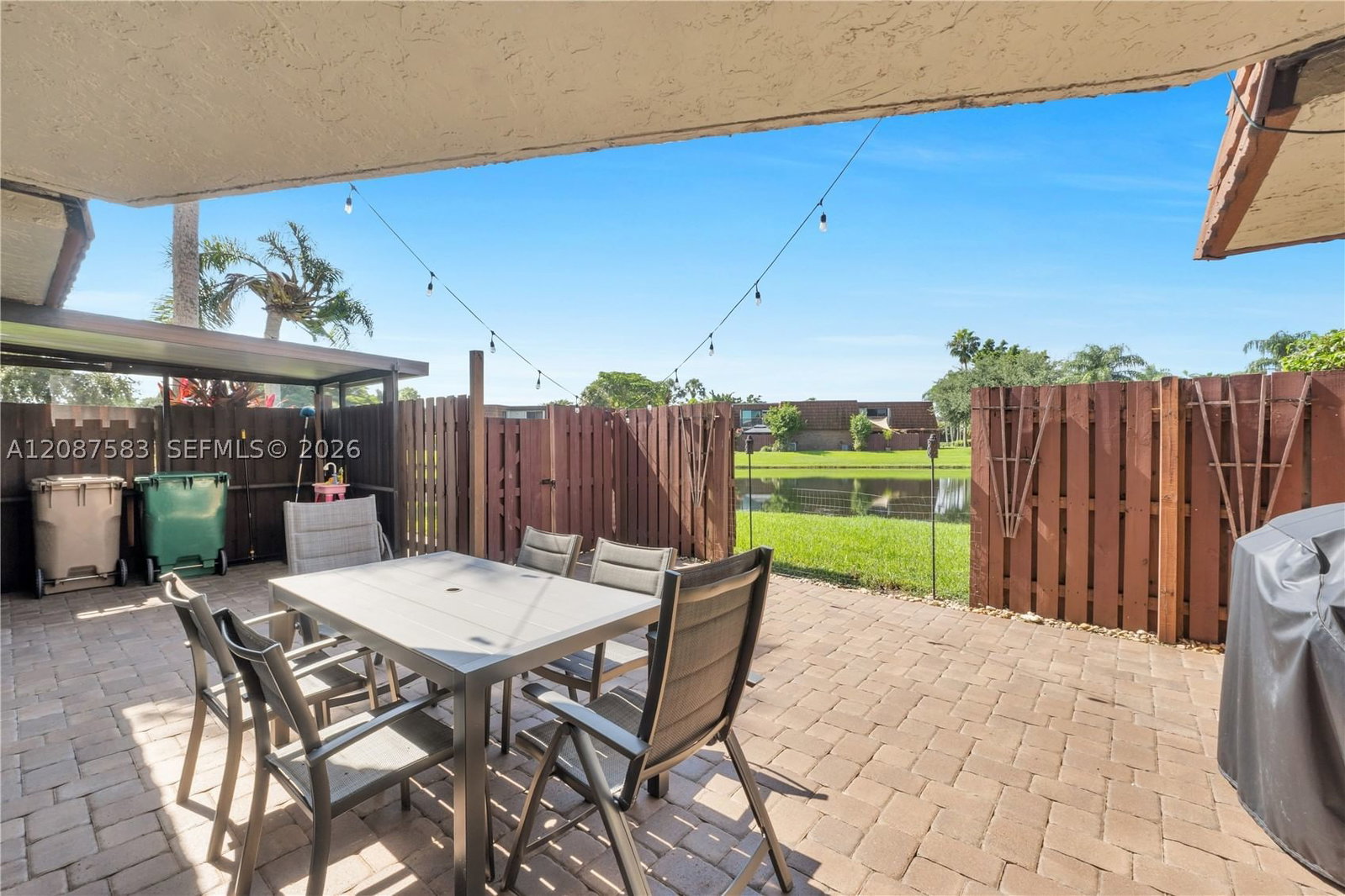 Real estate property located at 11882 12th Pl, Broward, Village At Lake Pine Ii, Davie, FL
