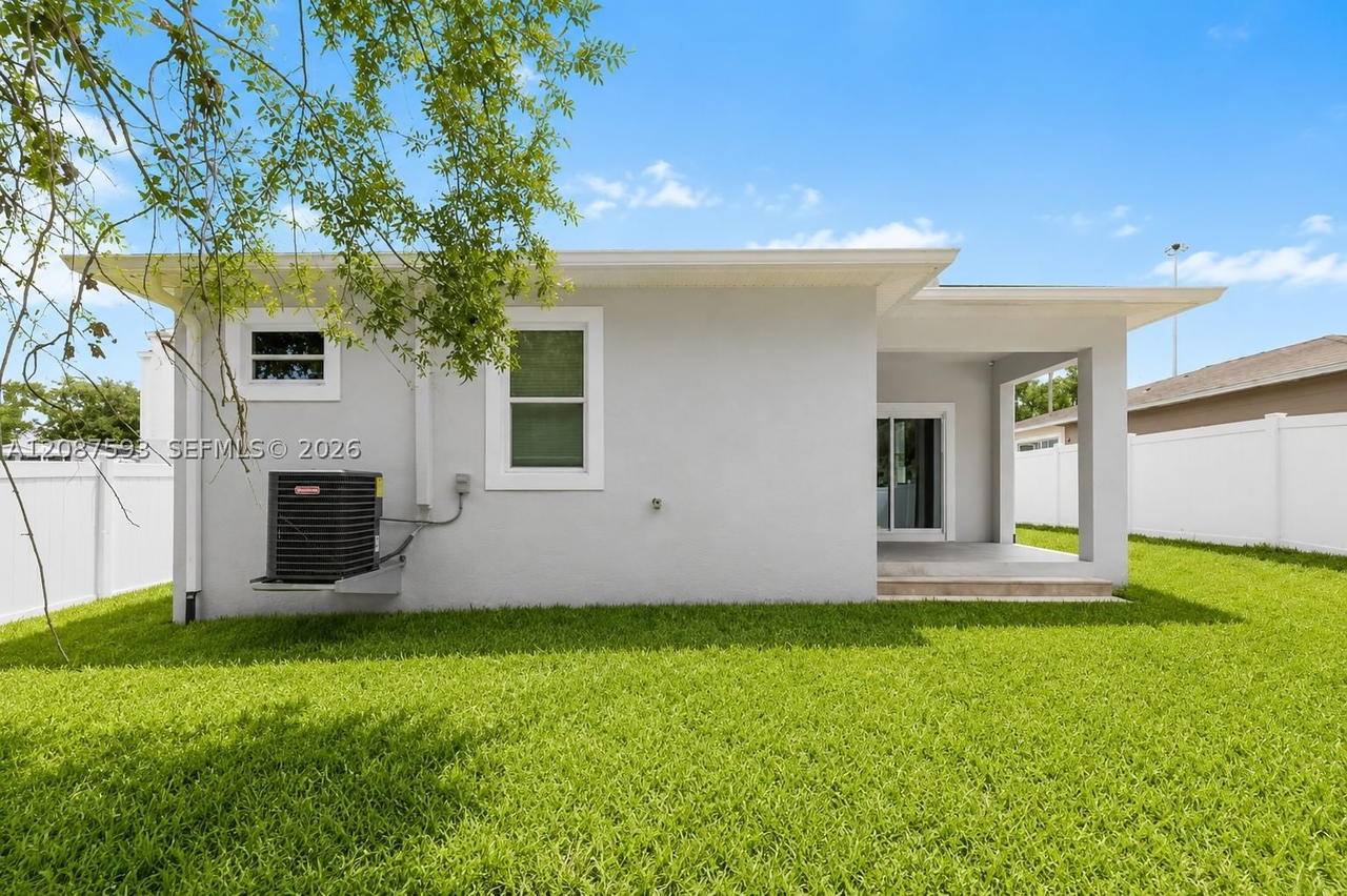 Real estate property located at 3706 Wiggins Leaf, Hillsborough, Grant Park Add, Tampa, FL