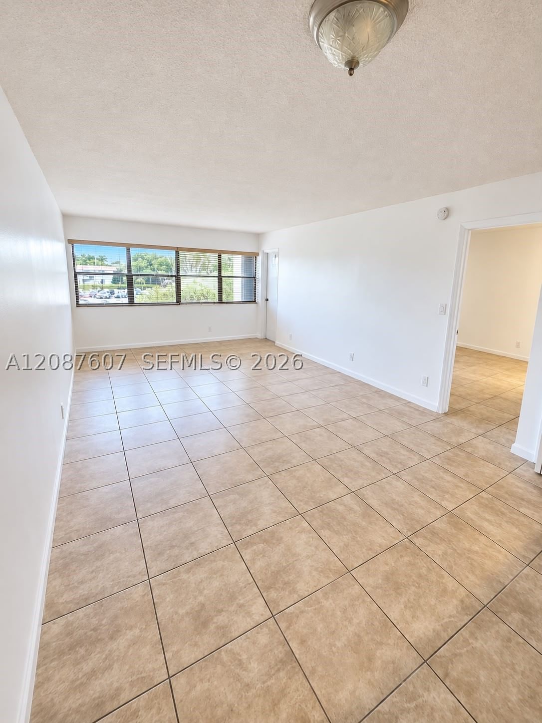Real estate property located at 301 Racquet Club Rd #310, Broward, Building Four Of Racquet, Weston, FL