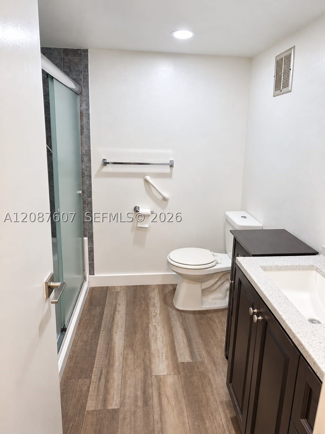 Real estate property located at 301 Racquet Club Rd #310, Broward, Building Four Of Racquet, Weston, FL