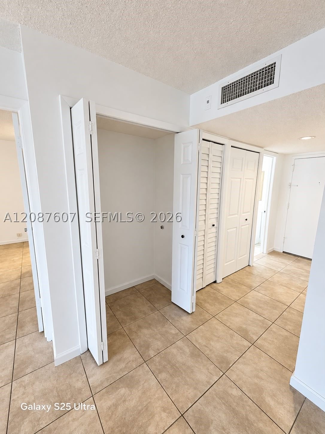 Real estate property located at 301 Racquet Club Rd #310, Broward, Building Four Of Racquet, Weston, FL