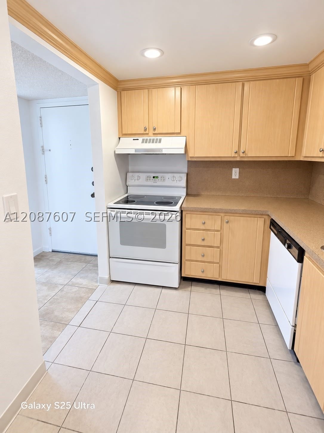 Real estate property located at 301 Racquet Club Rd #310, Broward, Building Four Of Racquet, Weston, FL