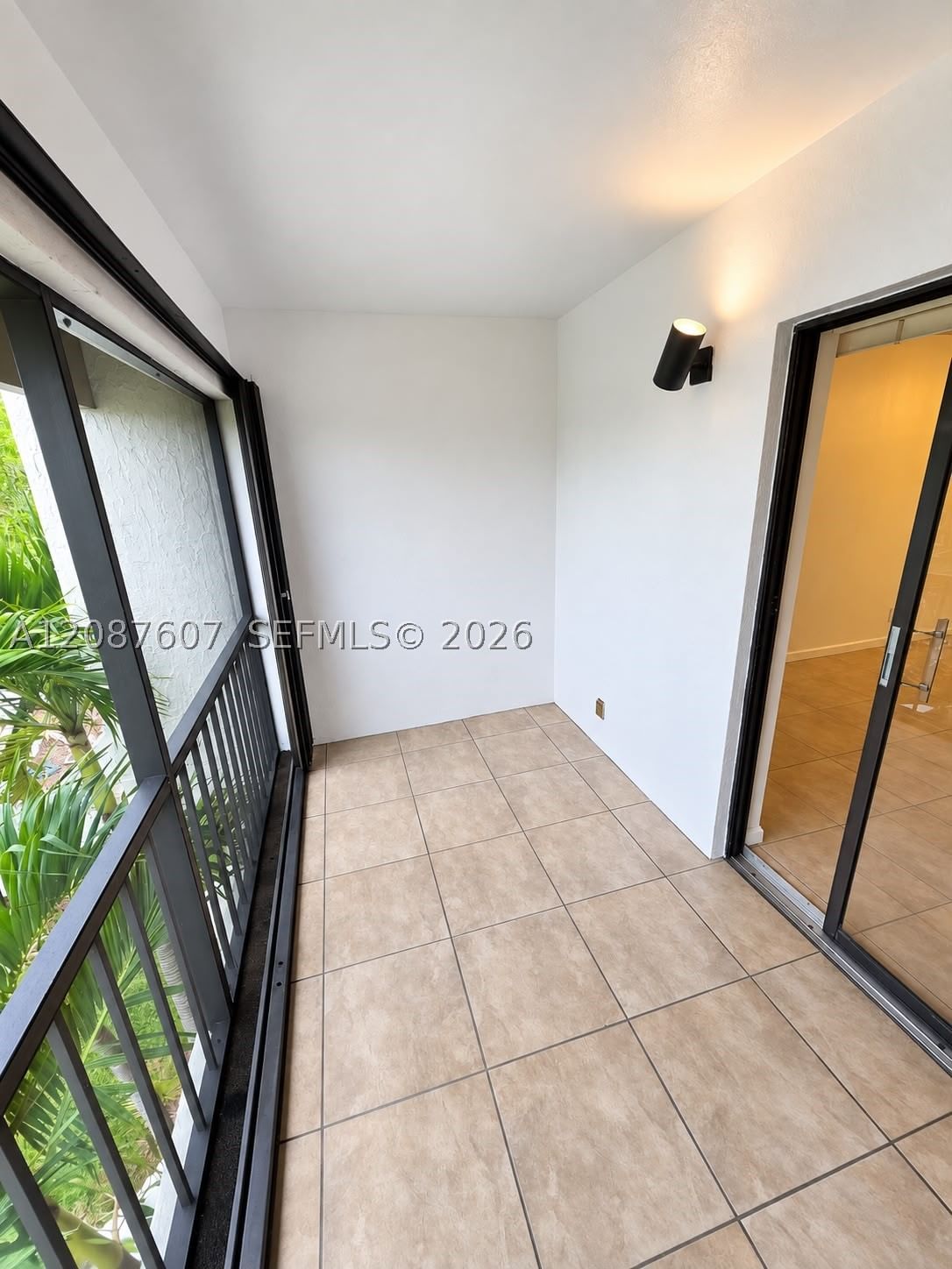Real estate property located at 301 Racquet Club Rd #310, Broward, Building Four Of Racquet, Weston, FL