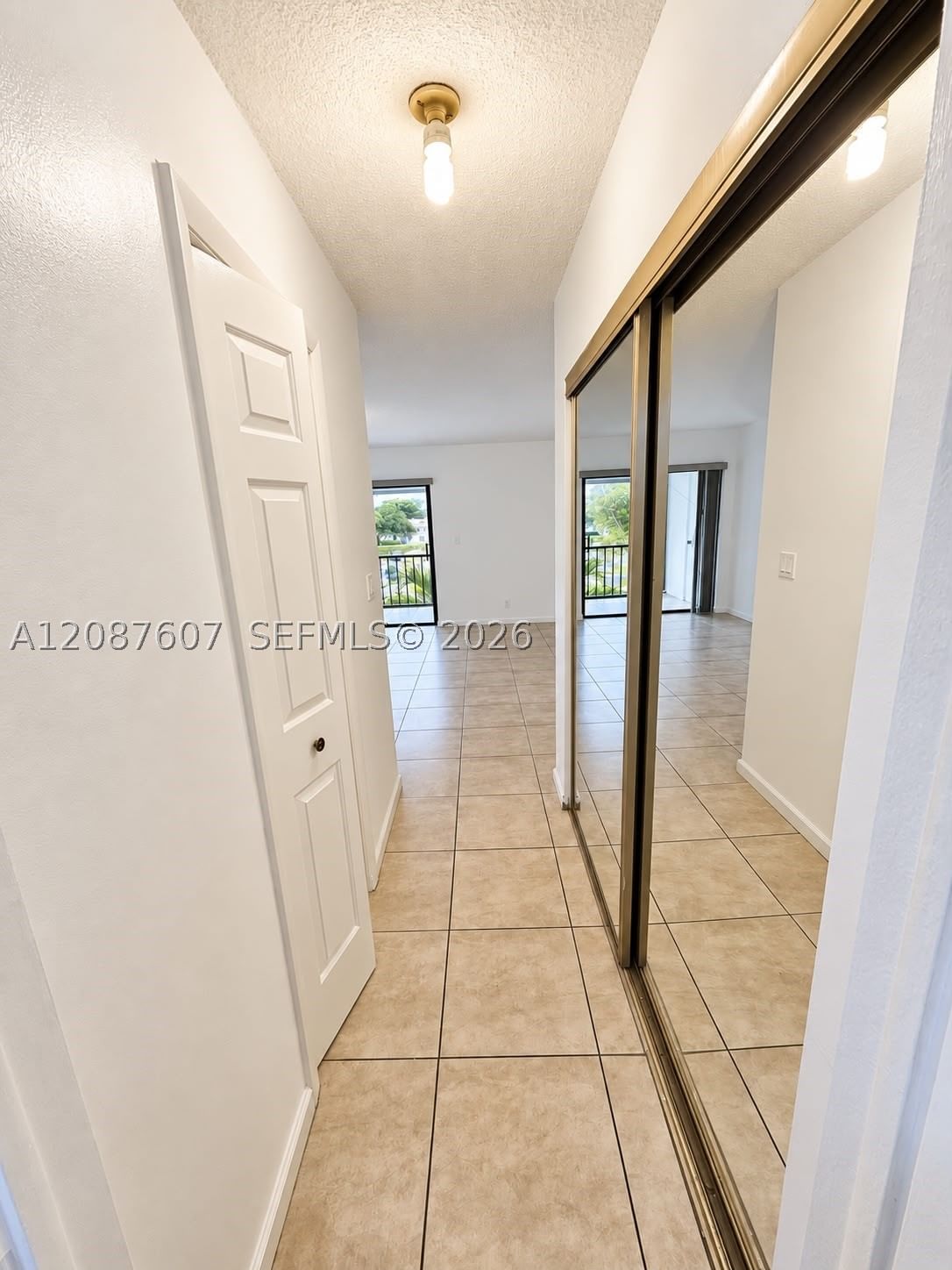 Real estate property located at 301 Racquet Club Rd #310, Broward, Building Four Of Racquet, Weston, FL