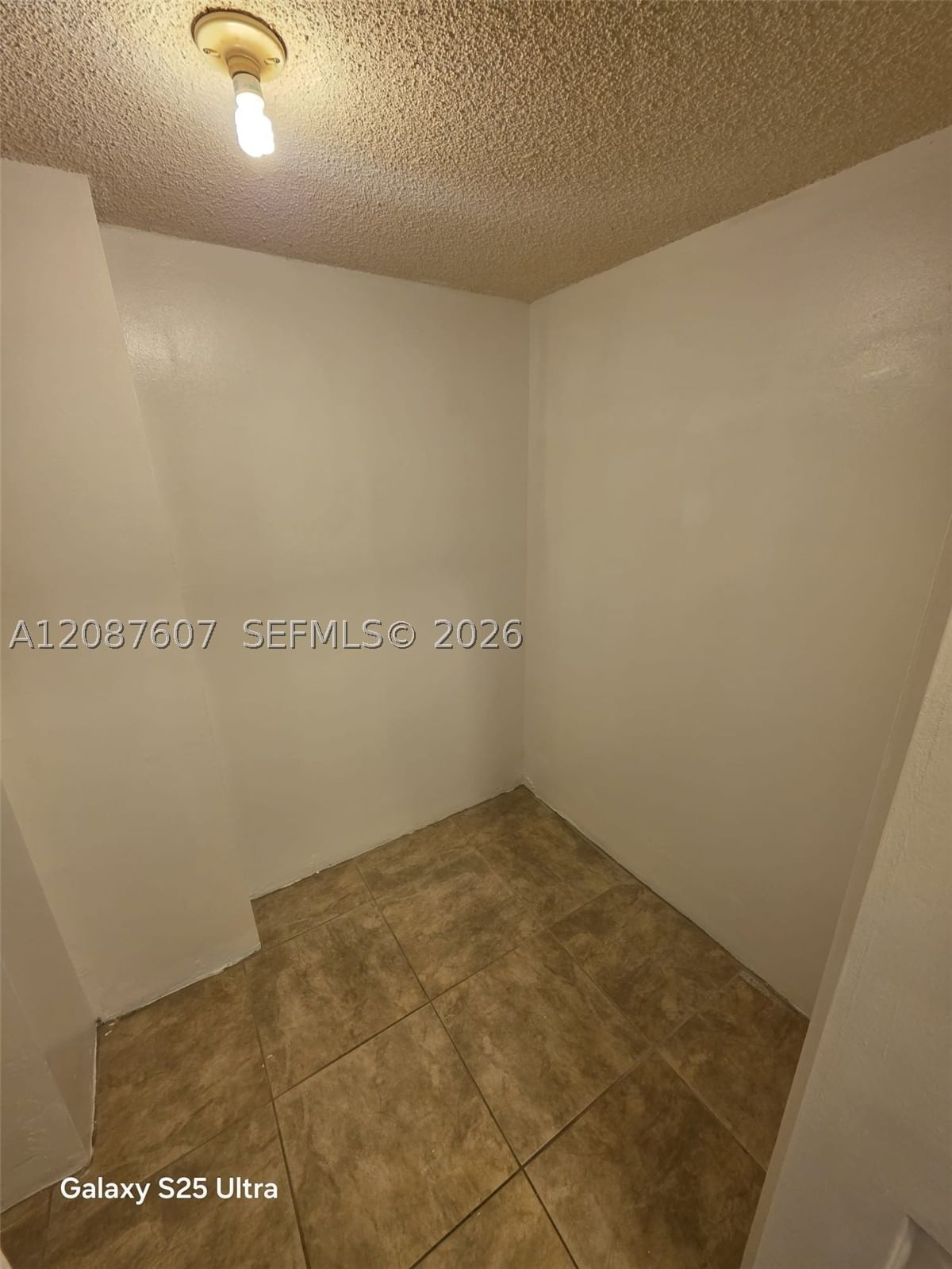 Real estate property located at 301 Racquet Club Rd #310, Broward, Building Four Of Racquet, Weston, FL