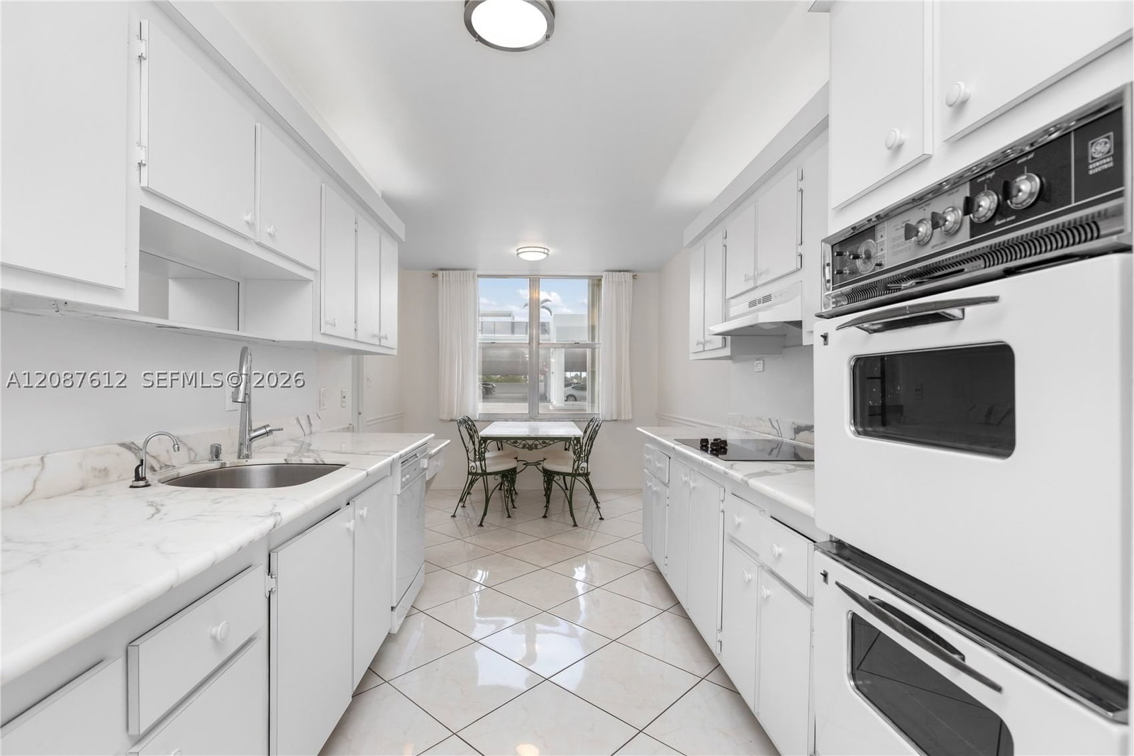 Real estate property located at 2751 Ocean Dr #208S, Broward, Aquarius Condo, Hollywood, FL