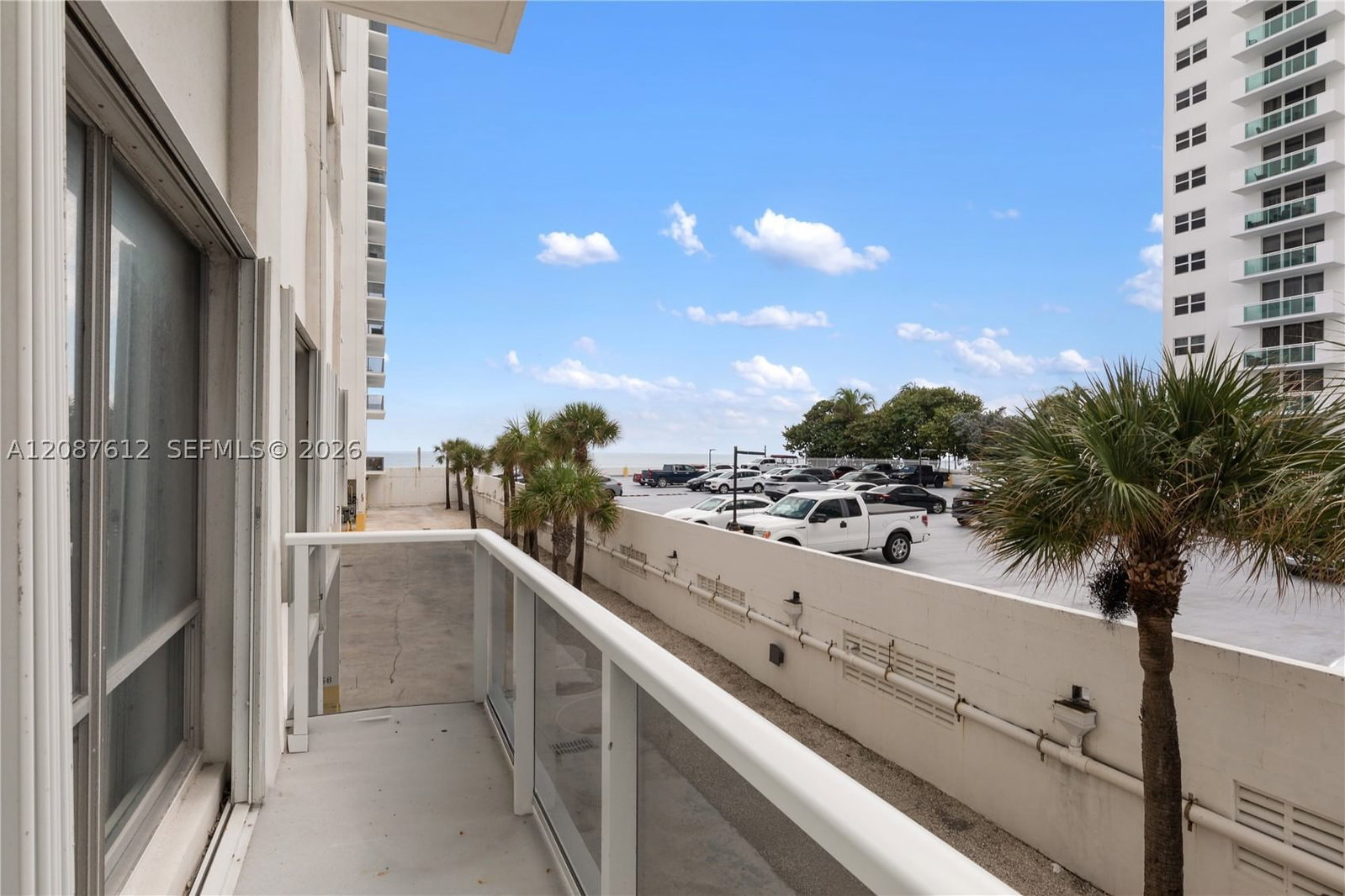 Real estate property located at 2751 Ocean Dr #208S, Broward, Aquarius Condo, Hollywood, FL