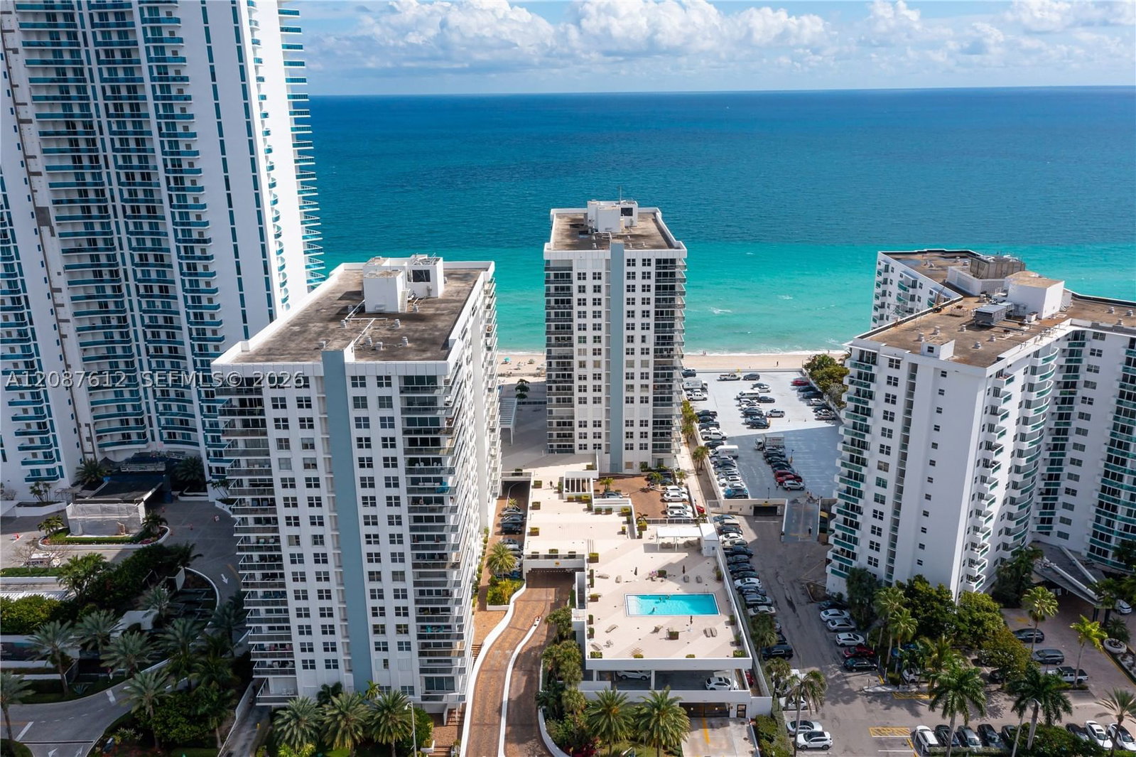 Real estate property located at 2751 Ocean Dr #208S, Broward, Aquarius Condo, Hollywood, FL
