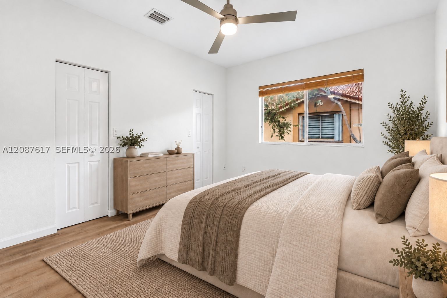Real estate property located at 8870 Isles Cir, Broward, Woodland Villas 1st Add, Tamarac, FL