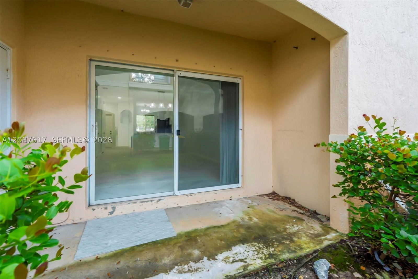 Real estate property located at 8870 Isles Cir, Broward, Woodland Villas 1st Add, Tamarac, FL