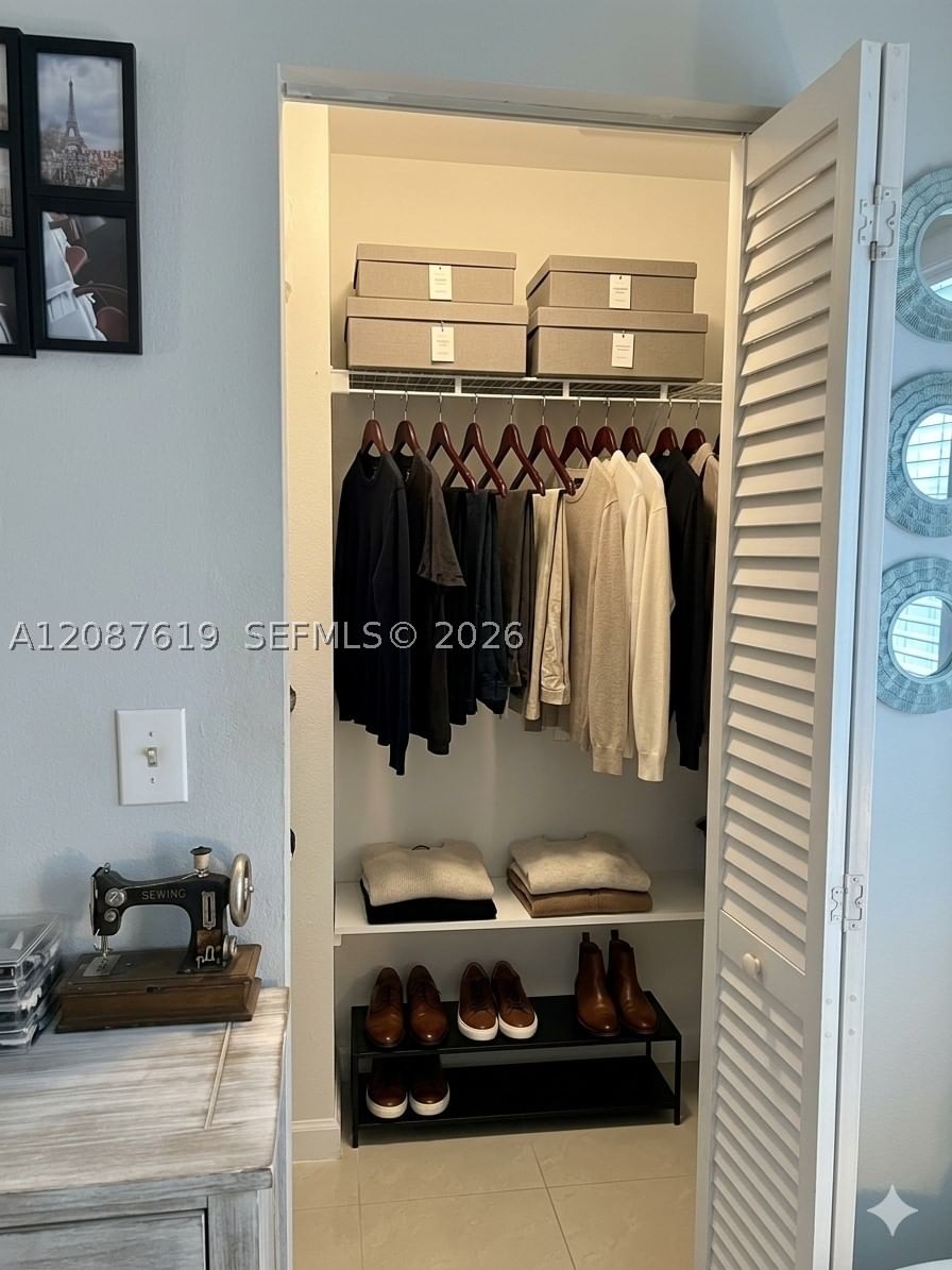 Real estate property located at 9181 Sunrise Lakes Blvd #312, Broward, Sunrise Lakes 114 Condo, Sunrise, FL