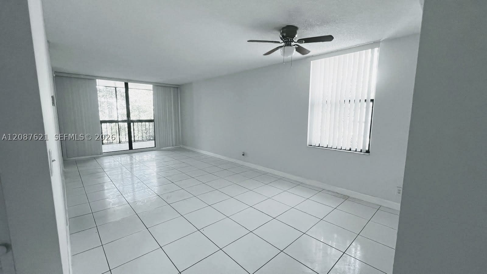 Real estate property located at 8429 Forest Hills Dr #305, Broward, Greenglades Condo Ii, Coral Springs, FL