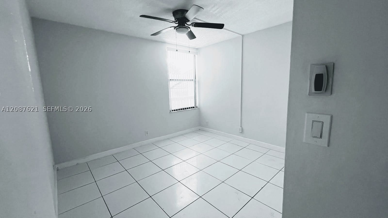 Real estate property located at 8429 Forest Hills Dr #305, Broward, Greenglades Condo Ii, Coral Springs, FL