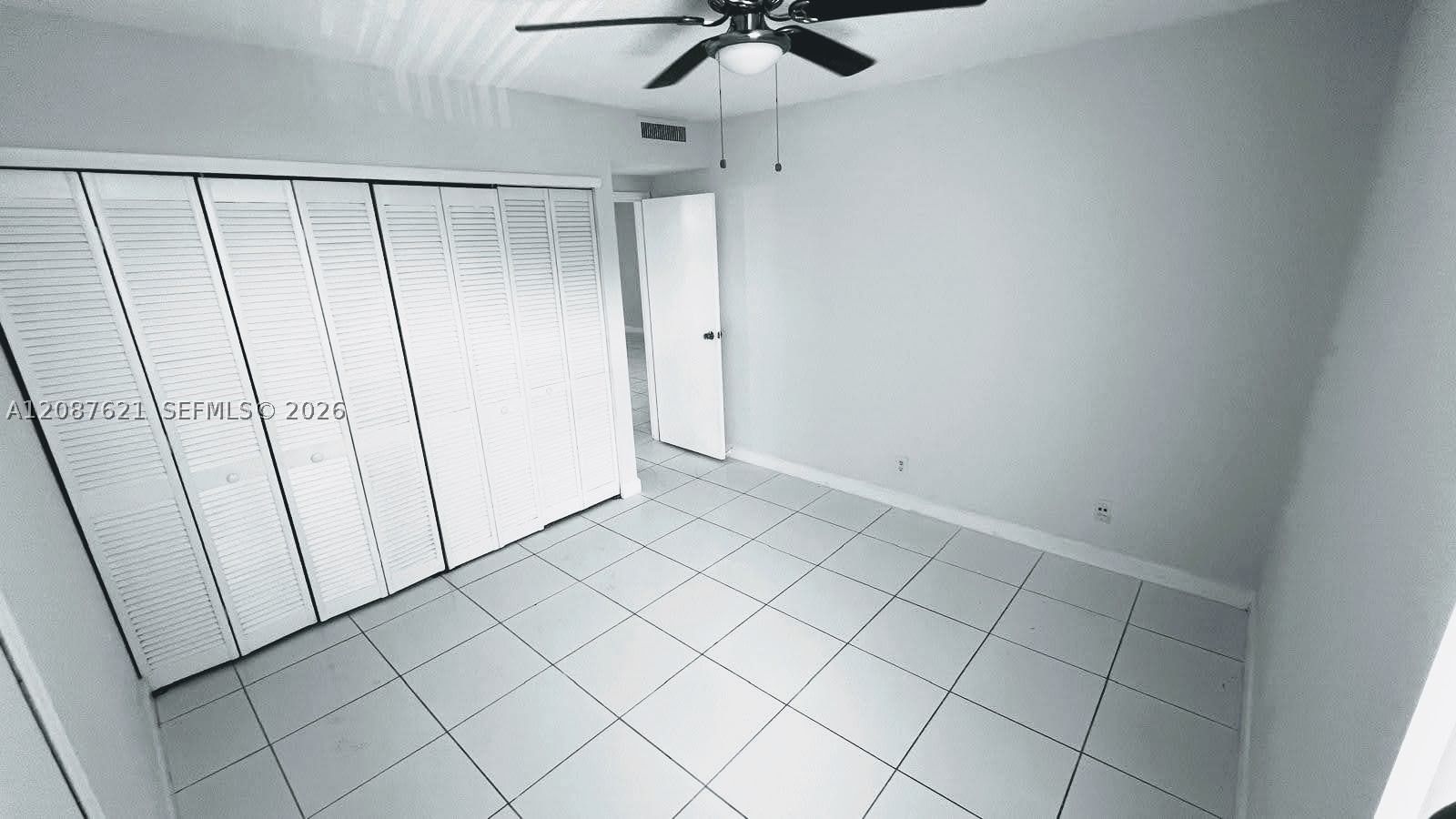 Real estate property located at 8429 Forest Hills Dr #305, Broward, Greenglades Condo Ii, Coral Springs, FL