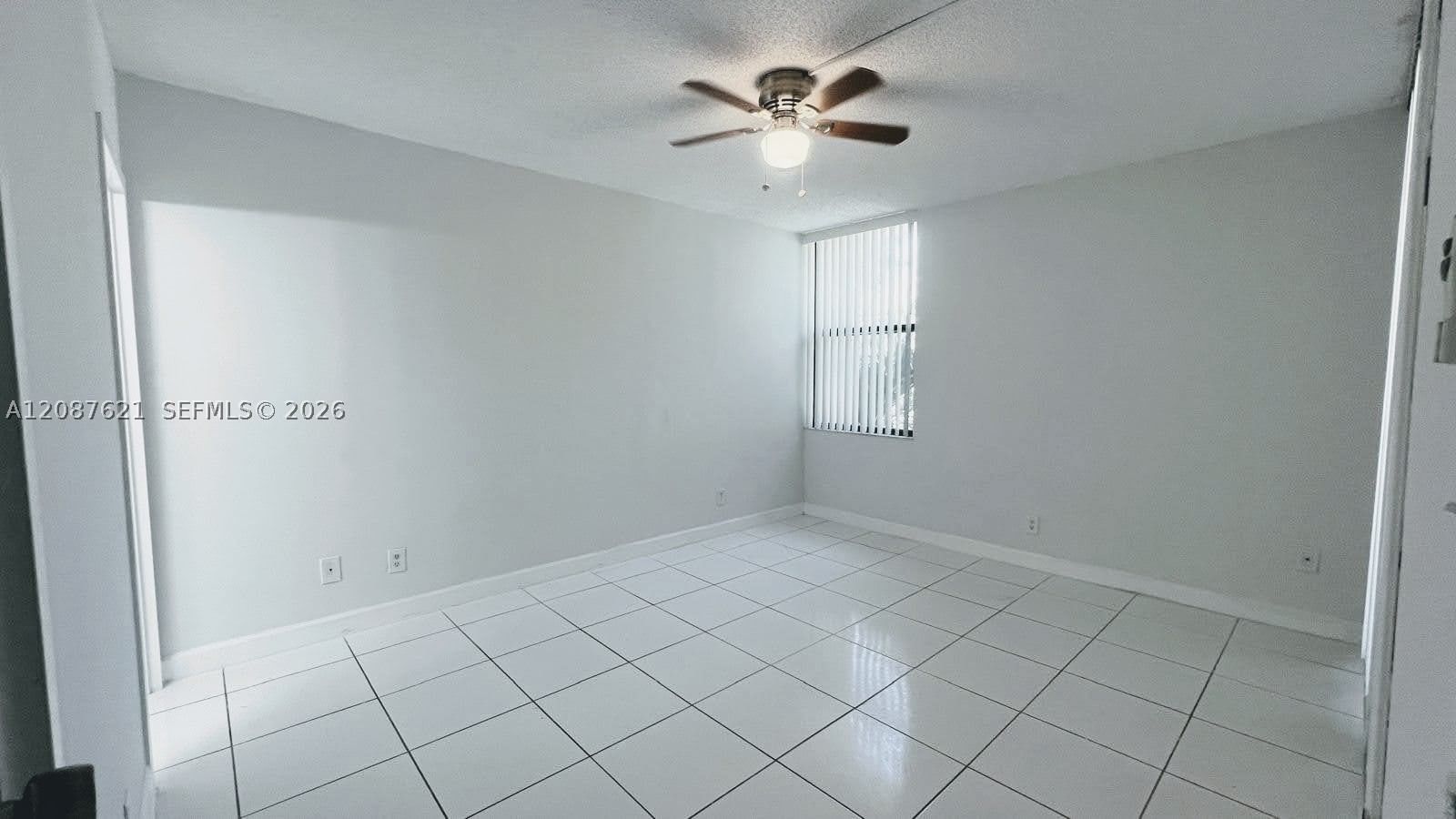 Real estate property located at 8429 Forest Hills Dr #305, Broward, Greenglades Condo Ii, Coral Springs, FL