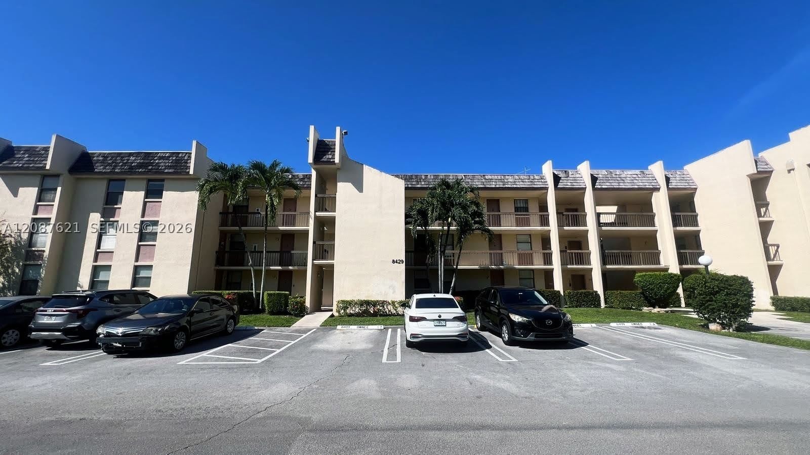Real estate property located at 8429 Forest Hills Dr #305, Broward, Greenglades Condo Ii, Coral Springs, FL