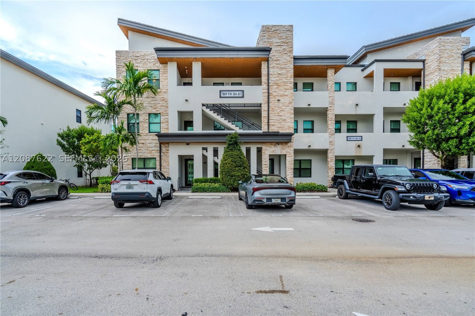 Real estate property located at 7809 104th Ave #31, Miami-dade, Apex At Park Central Cond, Doral, FL