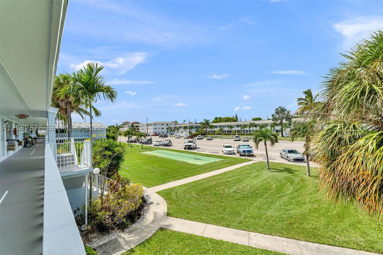 Real estate property located at 900 Atlantic Shores Blvd #219, Broward, Berkeley Diplomat Co-op, Hallandale Beach, FL