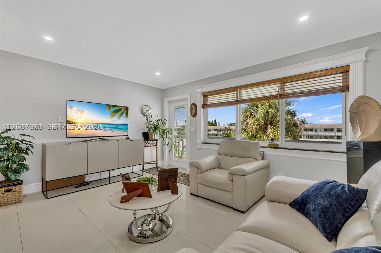 Real estate property located at 900 Atlantic Shores Blvd #219, Broward, Berkeley Diplomat Co-op, Hallandale Beach, FL