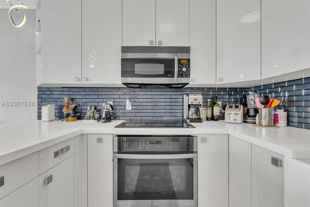 Real estate property located at 900 Atlantic Shores Blvd #219, Broward, Berkeley Diplomat Co-op, Hallandale Beach, FL