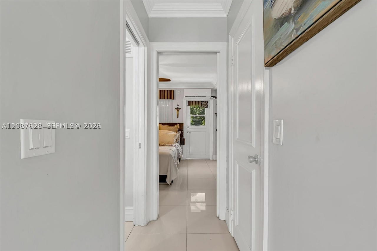 Real estate property located at 900 Atlantic Shores Blvd #219, Broward, Berkeley Diplomat Co-op, Hallandale Beach, FL