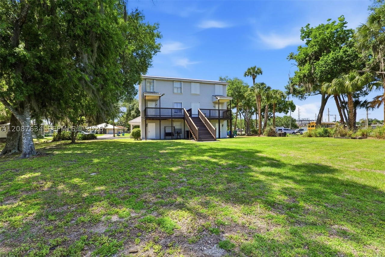 Real estate property located at 207 6TH Avenue, Okeechobee, City Of Okeechobee, Okeechobee, FL