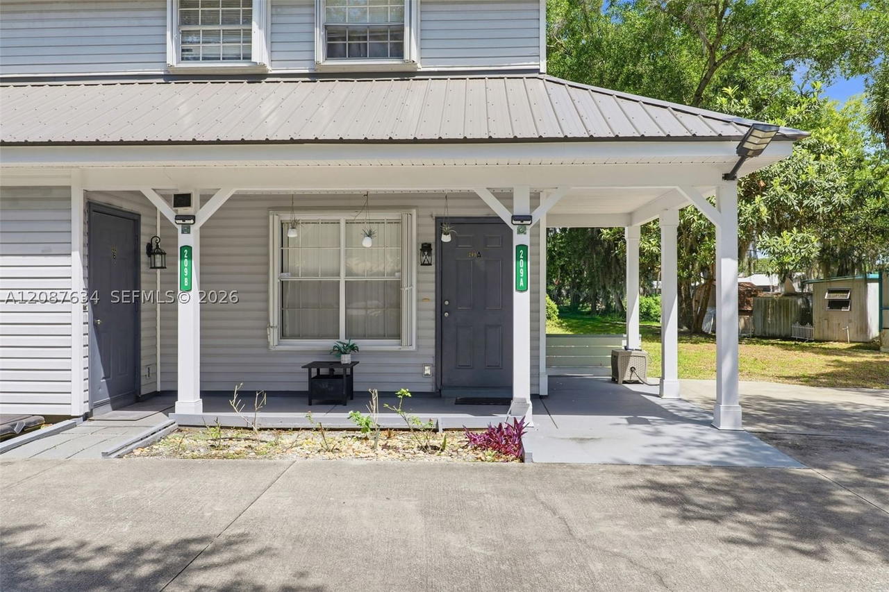 Real estate property located at 207 6TH Avenue, Okeechobee, City Of Okeechobee, Okeechobee, FL