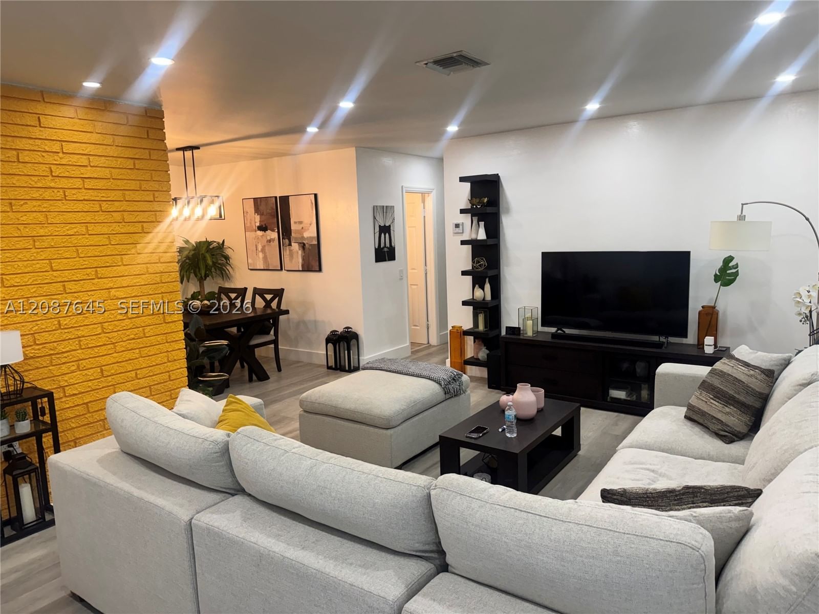 Real estate property located at 7767 Meridian St, Broward, Miramar Sec 12, Miramar, FL