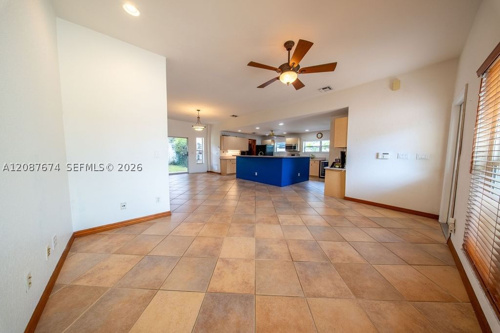 Real estate property located at 919 Lakeside Pl, Palm Beach, Lake Cove, Lantana, FL