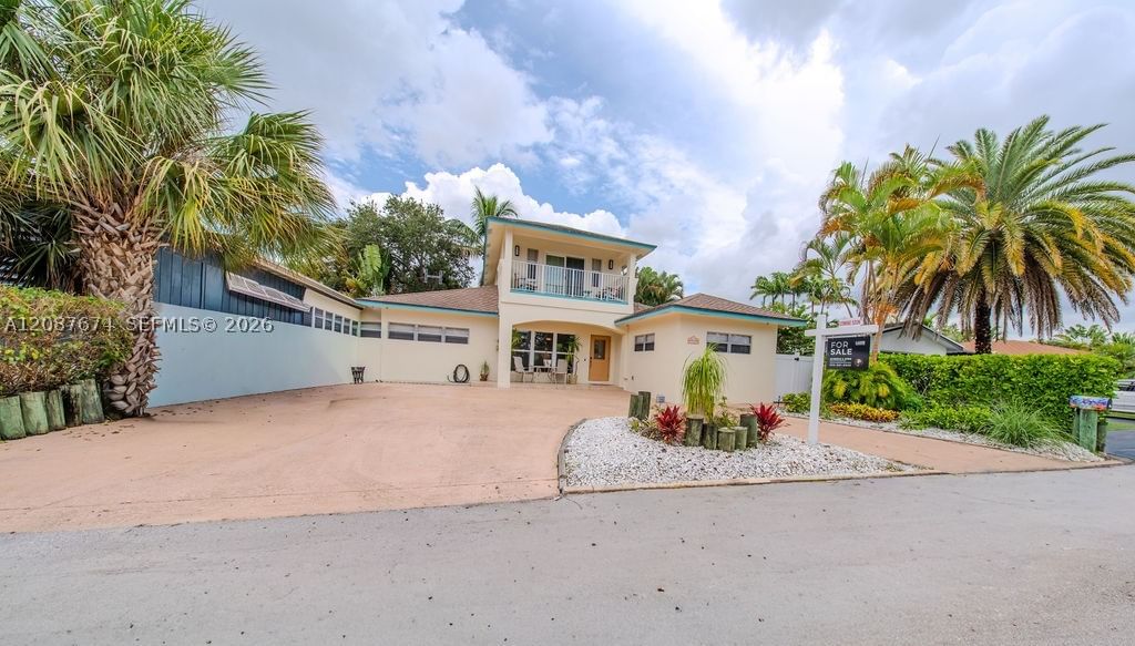 Real estate property located at 919 Lakeside Pl, Palm Beach, Lake Cove, Lantana, FL