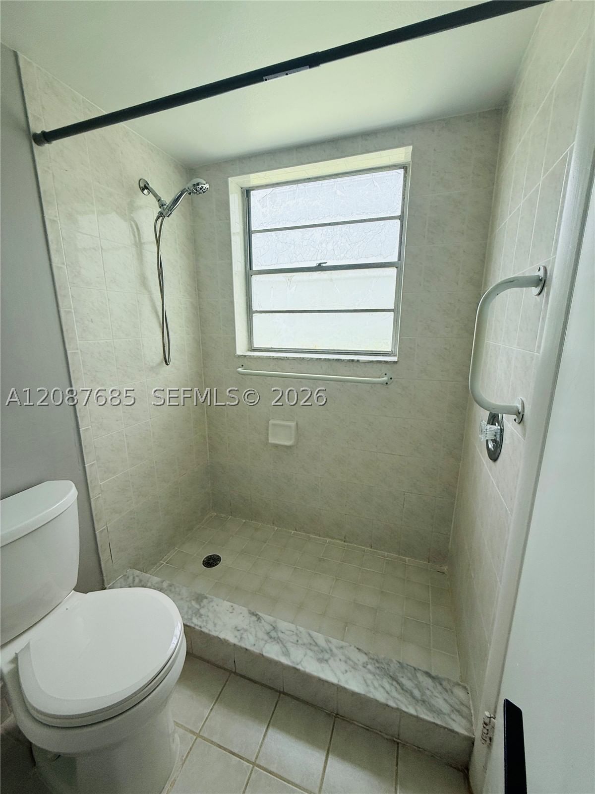 Real estate property located at 21 Windsor B #21, Palm Beach, Windsor Condos, West Palm Beach, FL
