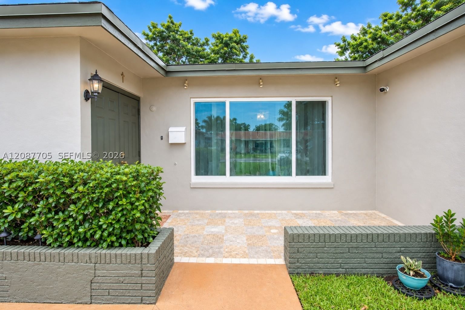 Real estate property located at 7303 59th St, Broward, Mainlands Of Tamarac Lake, Tamarac, FL