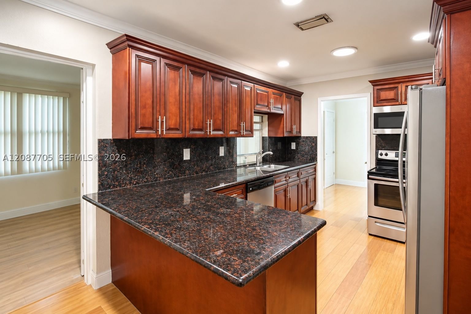 Real estate property located at 7303 59th St, Broward, Mainlands Of Tamarac Lake, Tamarac, FL