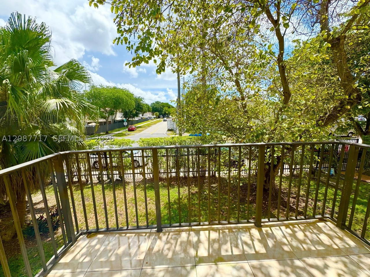 Real estate property located at 8600 109th Ave #4-202, Miami-dade, Courtyards At Kendall Con, Miami, FL