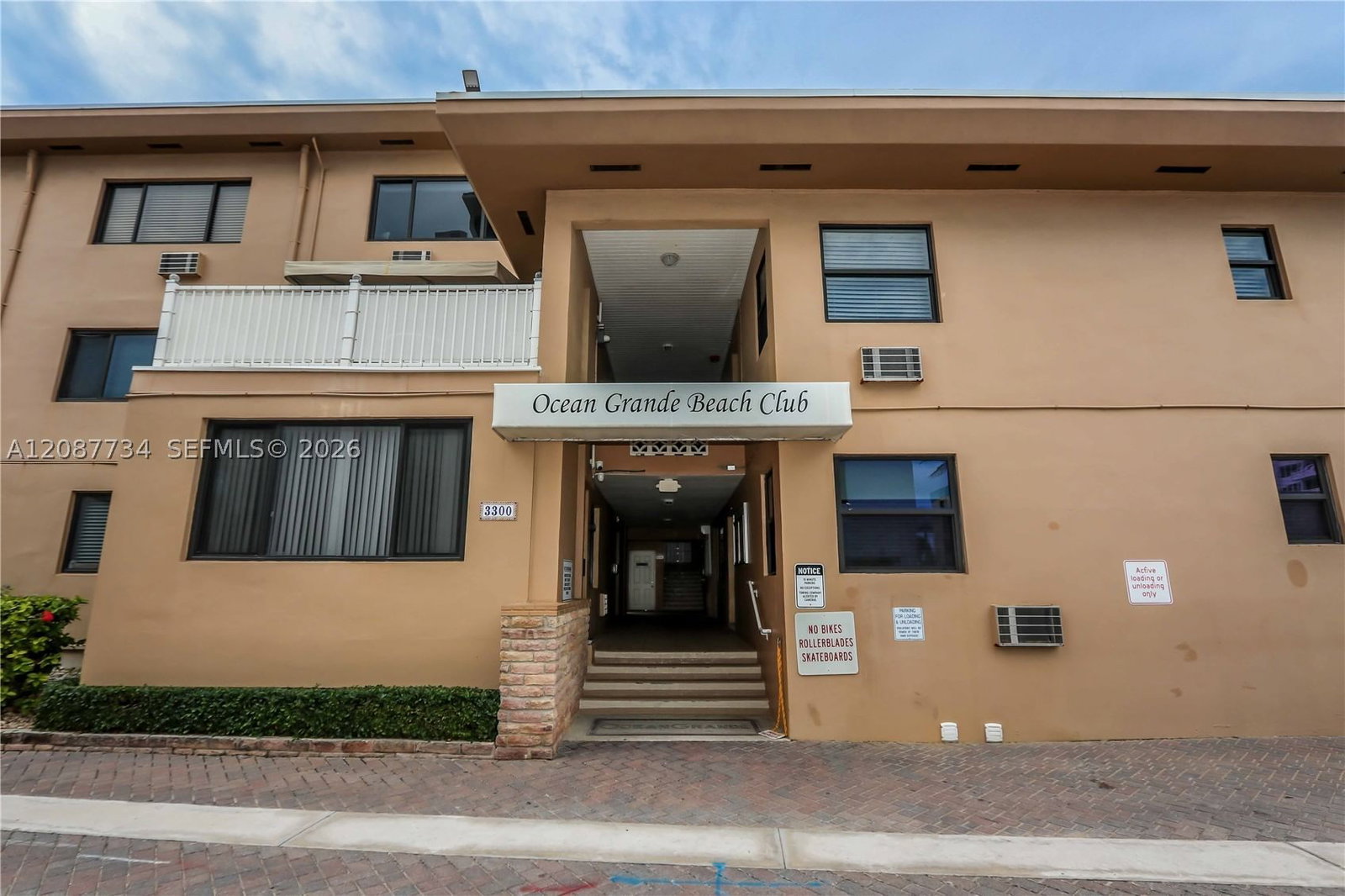 Real estate property located at 3300 Surf Rd #1A, Broward, Ocean Grande Beach Club C, Hollywood, FL