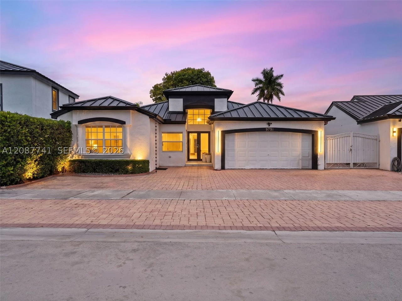 Real estate property located at 9781 155th Ave, Miami-dade, Weitzer Hammocks Homes Se, Miami, FL