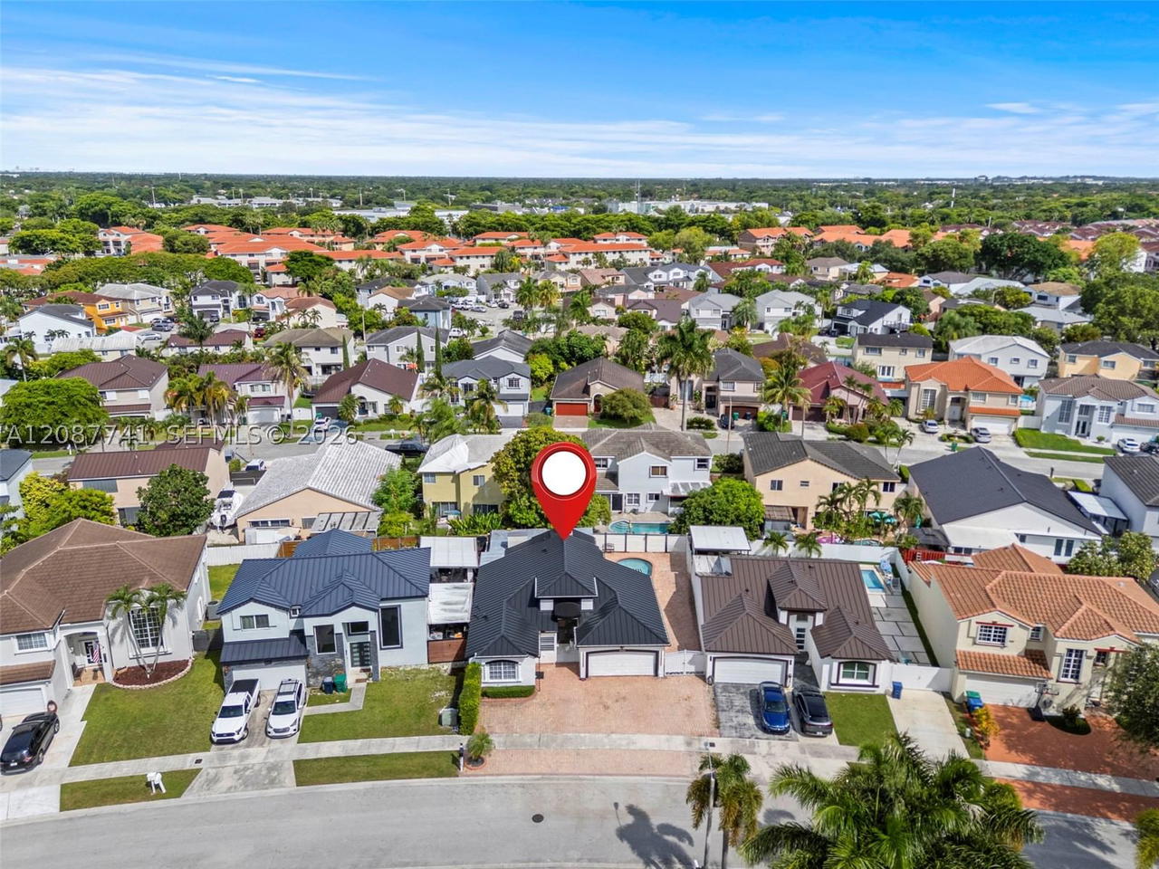 Real estate property located at 9781 155th Ave, Miami-dade, Weitzer Hammocks Homes Se, Miami, FL