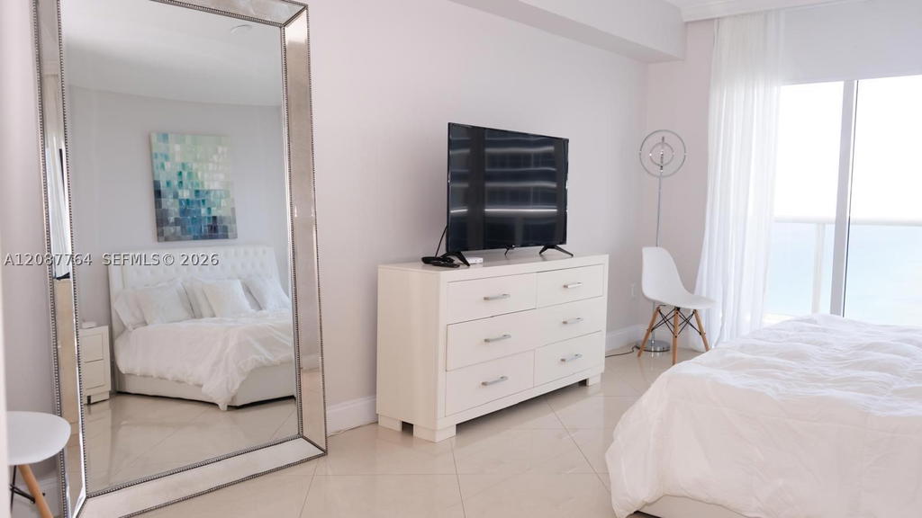 Real estate property located at 1830 Ocean Dr #4003, Broward, Beach Club Two, Hallandale Beach, FL