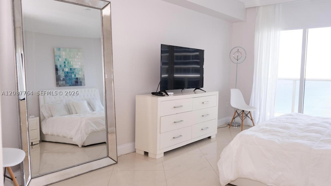 Real estate property located at 1830 Ocean Dr #4003, Broward, Beach Club Two, Hallandale Beach, FL