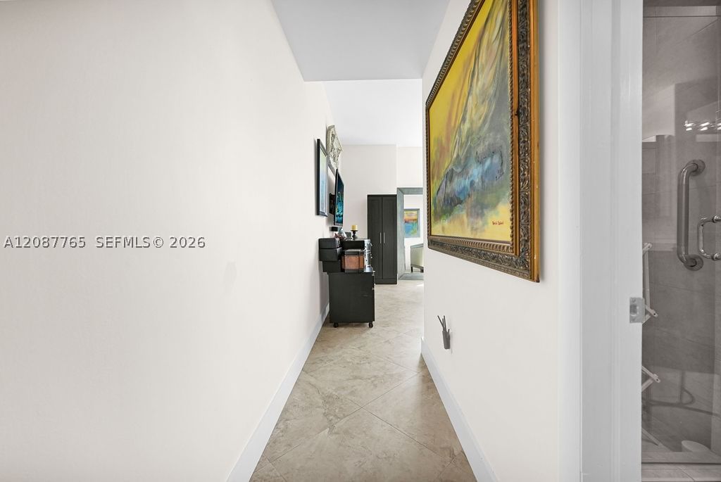 Real estate property located at 1900 Bayshore Dr #5103, Miami-dade, Quantum On The Bay Condo, Miami, FL