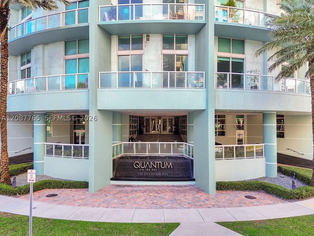 Real estate property located at 1900 Bayshore Dr #5103, Miami-dade, Quantum On The Bay Condo, Miami, FL