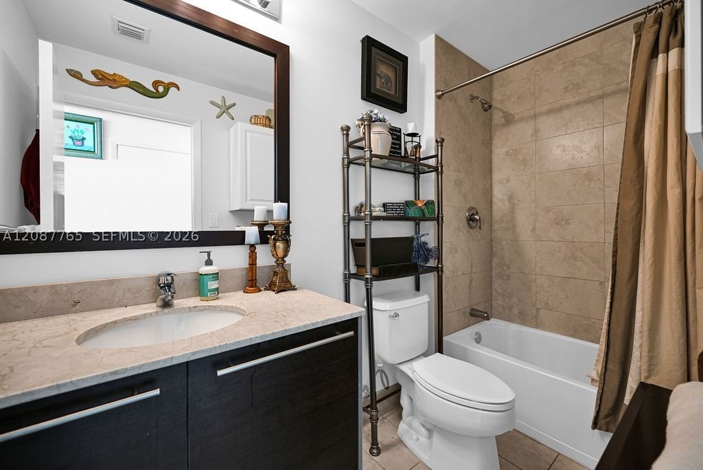 Real estate property located at 1900 Bayshore Dr #5103, Miami-dade, Quantum On The Bay Condo, Miami, FL