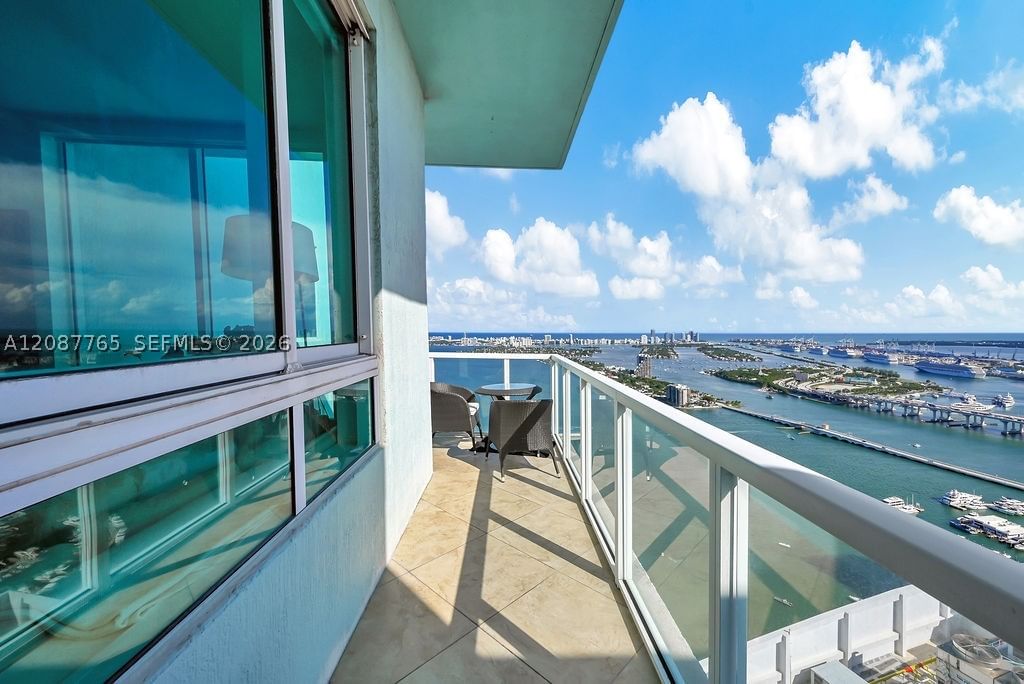 Real estate property located at 1900 Bayshore Dr #5103, Miami-dade, Quantum On The Bay Condo, Miami, FL