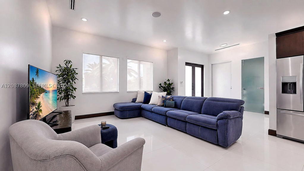 Real estate property located at 19260 134 Ave Road, Miami-dade, Cristina Estates, Miami, FL