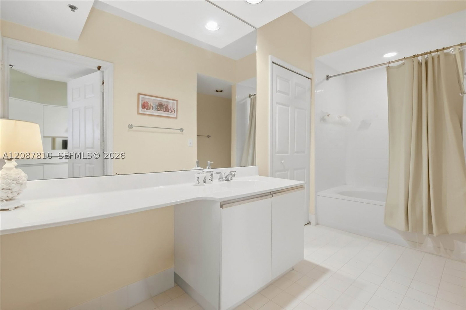 Real estate property located at 3255 184th St #12219, Miami-dade, Village By The Bay Condo, Aventura, FL