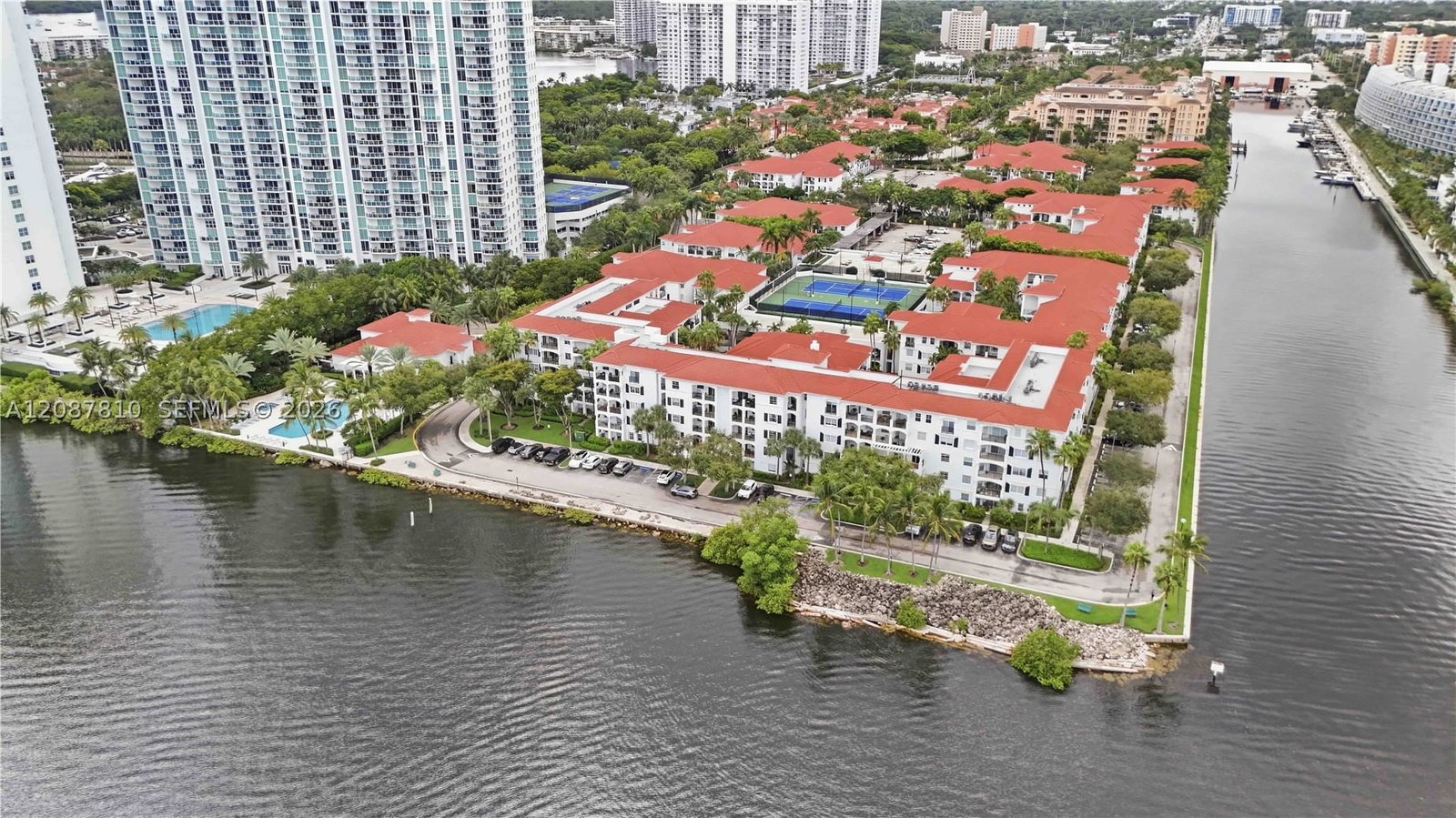 Real estate property located at 3255 184th St #12219, Miami-dade, Village By The Bay Condo, Aventura, FL