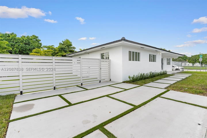 Real estate property located at 3900 67th Ave, Miami-dade, Central Miami Pt 3, Miami, FL